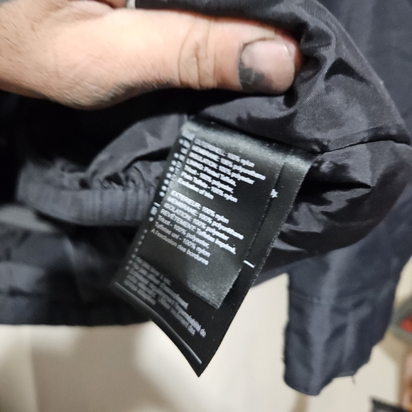 Burton snowboarding jacket - Picture 2 of 7